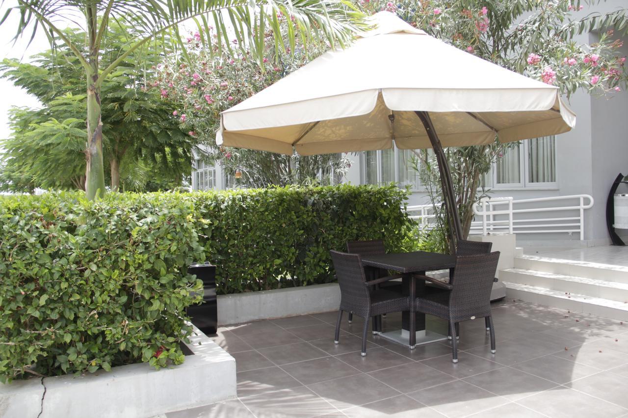 Hotel Ombaka Ritz Benguela Exterior photo